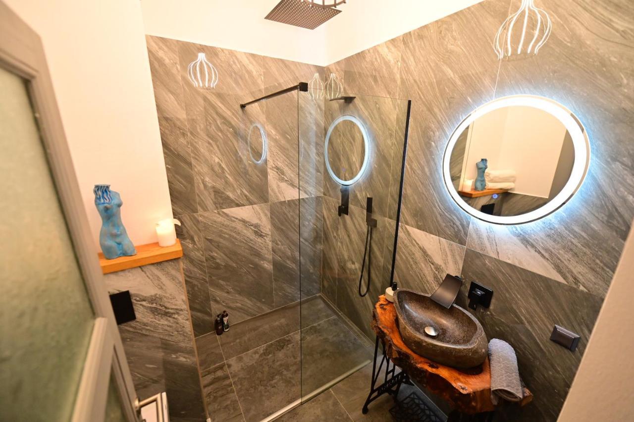 Lovely 2 Bedroom Apartment In Historic City Center シビウ エクステリア 写真